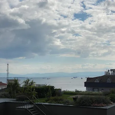 Ultra Lux Daire Apartment